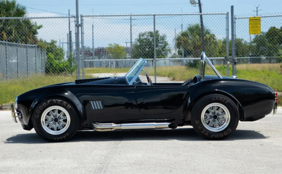  Shelby Cobra by Factory Five 2018 года  (фото 42 из 93)